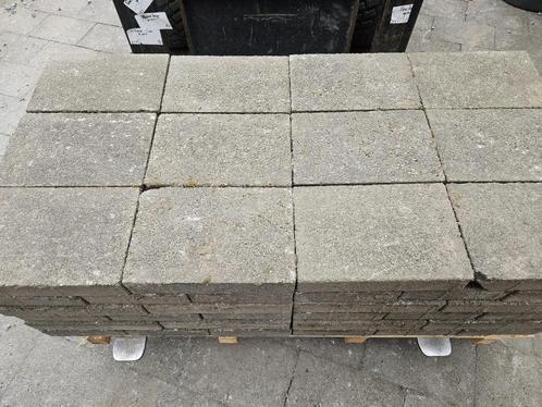 Betonsteen strakke vorm 20x30x6 voor een lage prijs te koop, Tuin en Terras, Tegels en Klinkers, Gebruikt, Terrastegels, Beton