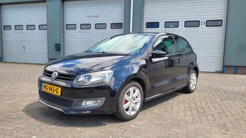 Volkswagen Polo 1.4 16V FSI 63KW 2010 Zwart / HIGHLINE! 🚗 beschikbaar voor biedingen