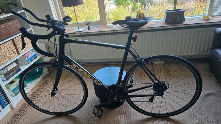 Wielrenfiets Trek Domane AL 2 - Maat 60 - 1 keer gebruikt, Fietsen en Brommers, Fietsen | Crossfietsen en BMX, Zo goed als nieuw