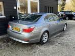 BMW 5 Serie 530i Executive Aut/Ecc/Navi/Pdc/Lm (bj 2004), Auto's, Automaat, Gebruikt, Zwart, 2000 kg