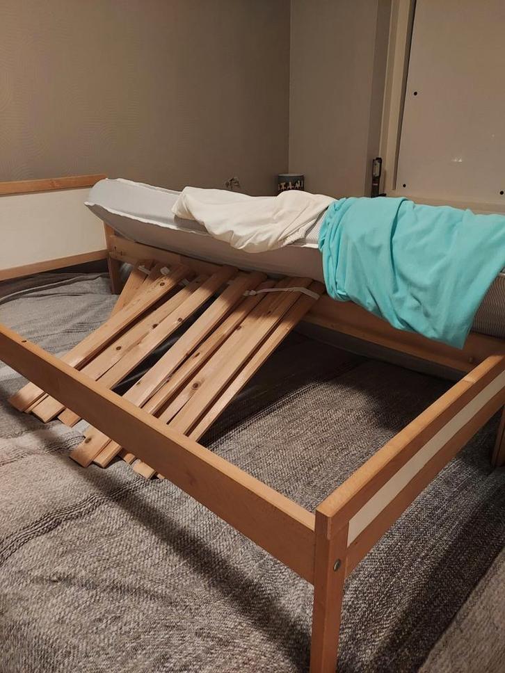 Kleuterbed Ikea, Huis en Inrichting, Slaapkamer | Bedden, Gebruikt, Eenpersoons, 70 cm of minder, Overige maten, Hout, Crème, Ophalen