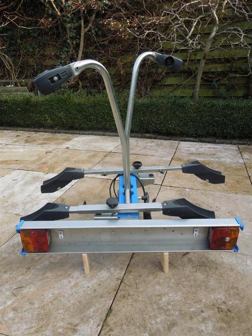 Stevige fietsdrager (voor 2 fietsen), Auto diversen, Fietsendragers, Gebruikt, Trekhaakdrager, 2 fietsen, Ophalen