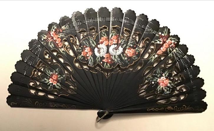 Houten waaier met handgeschilderde bloemen, Antiek en Kunst, Antiek | Woonaccessoires, Ophalen