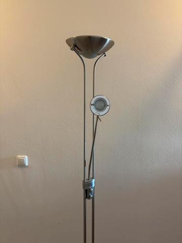 Lamp beschikbaar voor biedingen