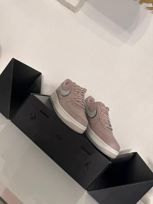 Nike Air Force 1 A Ma Maniére maat 43 vrouwen deadstock, Kleding | Dames, Schoenen, Nieuw, Sneakers of Gympen, Ophalen of Verzenden