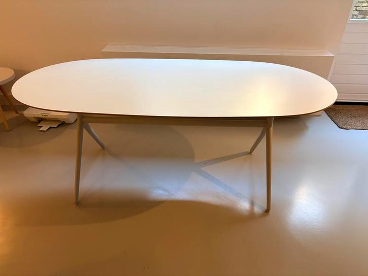 Tafel scandinavisch design ikea, Huis en Inrichting, Tafels | Eettafels, Zo goed als nieuw, 50 tot 100 cm, 150 tot 200 cm, Rechthoekig