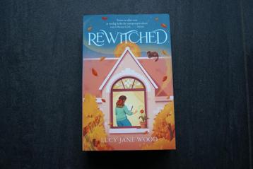 Rewitched Rewitched van Lucy Jane Wood... 2025...nieuw beschikbaar voor biedingen