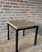 Bijzettafel met eiken wagonplanken, Huis en Inrichting, Tafels | Sidetables, 25 tot 50 cm, Rond, Zo goed als nieuw, Ophalen