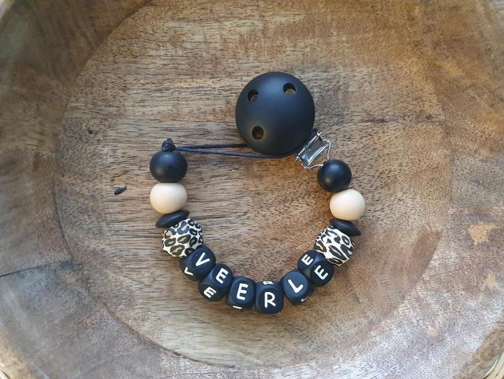 speenkoord luipaard met of zonder naam €10,95, Kinderen en Baby's, Kraamcadeaus en Geboorteborden, Nieuw, Kraamcadeau, Ophalen of Verzenden