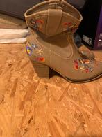 Beige enkellaarsjes mt 38/39, Ophalen of Verzenden, Zo goed als nieuw, Beige