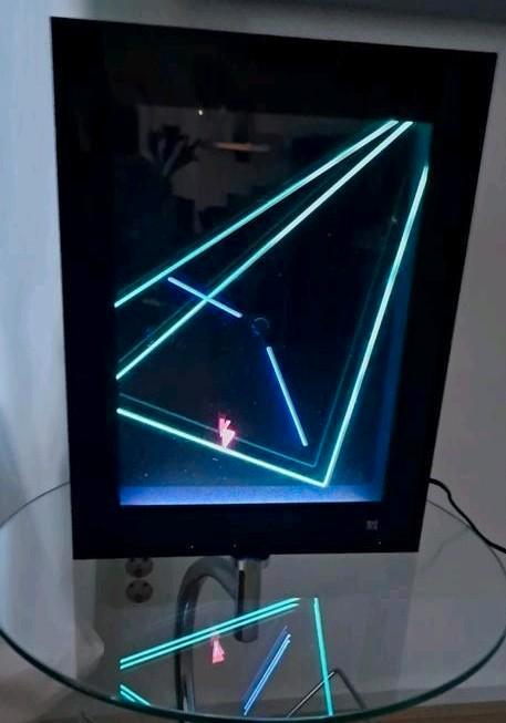 Bijzondere design klok met neon in Memphis stijl, Antiek en Kunst, Kunst | Designobjecten, Ophalen of Verzenden
