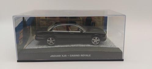 #41 Jaguar XJ8 James bond auto met boekje, Hobby en Vrije tijd, Modelauto's | 1:43, Nieuw, Auto, Universal Hobbies, Verzenden