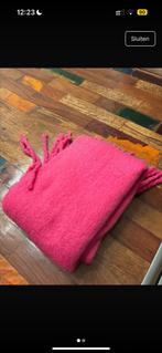 Roze sjaal, Kleding | Dames, Ophalen of Verzenden, Zo goed als nieuw