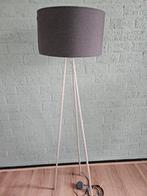 Stalamp met zwarte kap, Ophalen, Zo goed als nieuw, Stof, 150 tot 200 cm