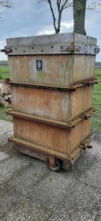 vintage industriële kar, Ophalen