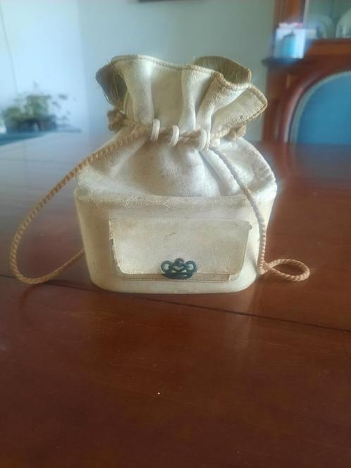 Antiek pols tasje voor oa een toneelkijkertje., Antiek en Kunst, Antiek | Kleding en Accessoires, Ophalen of Verzenden
