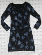 Wax jurk blauw lichtblauw , bloemen, lange mouwen, maat 42, Kleding | Dames, Wax, Blauw, Maat 42/44 (L), Ophalen of Verzenden