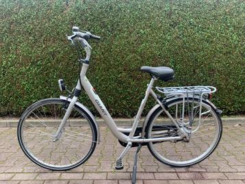 Leuke Giant Damesfiets 28 inch 7 versnellingen Framemaat 54. beschikbaar voor biedingen