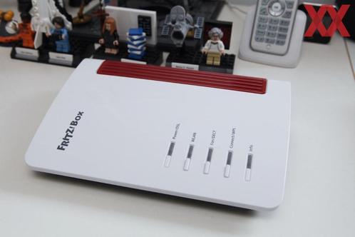 Fritzbox 7530 international modem/router, in prima staat., Computers en Software, Routers en Modems, Zo goed als nieuw, Router met modem