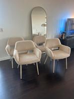 4x Tesimo Eetkamerstoelen Off-white Kwantum, Ophalen, Wit, Zo goed als nieuw, Vier