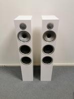 Bowers & Wilkins 704 S2 - Zuilluidsprekers, Ophalen of Verzenden, Zo goed als nieuw, Bowers & Wilkins (B&W), 120 watt of meer