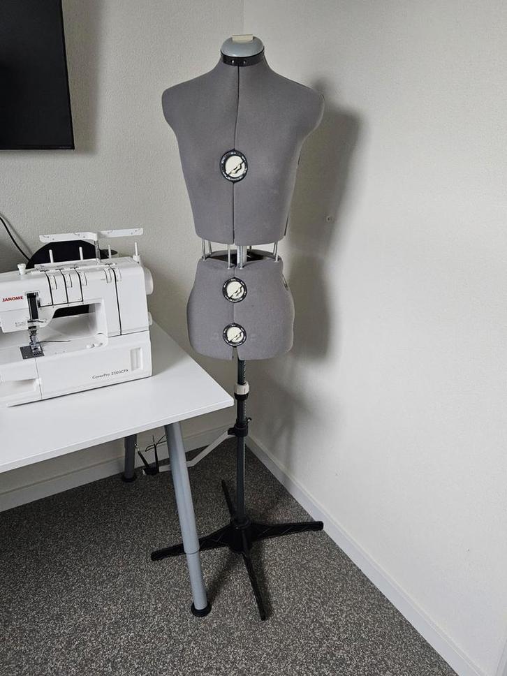 Paspop Singer, Hobby en Vrije tijd, Naaien en Fournituren, Zo goed als nieuw, Paspop, Ophalen