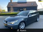 BMW 5-serie Touring 525i EXECUTIVE AUTOMAAT LEER NAVI XENON, Automaat, Achterwielaandrijving, Gebruikt, 2000 kg