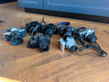 Diverse camera’s, lenzen, flitsers, cameratassen etc. beschikbaar voor biedingen