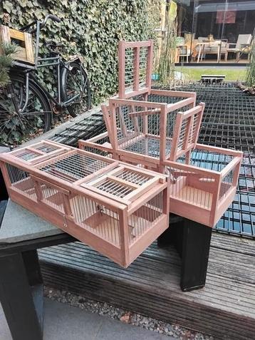 Vangkooien klepkooien zangkooi  beschikbaar voor biedingen