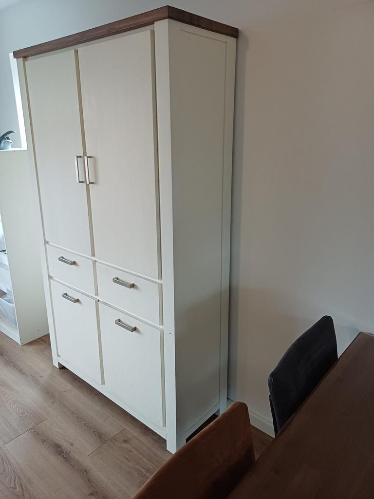 Witte kast met houtlook bovenkant, Ophalen, Gebruikt