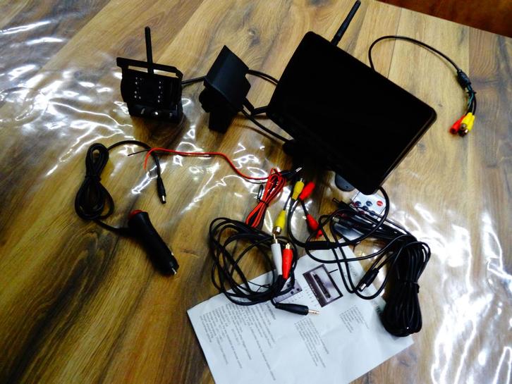 Draadloze Achteruitrijcamera voor Camper - Caravan -Trucks, Auto diversen, Achteruitrijcamera's, Zo goed als nieuw, Draadloos