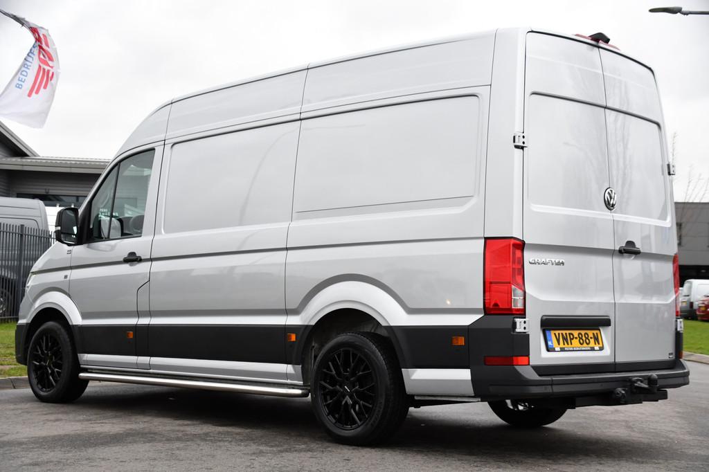 Volkswagen Crafter 35 2.0 TDI L3H3 Highline PB Edition Full, Gebruikt, Euro 6, 4 cilinders, LED verlichting