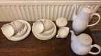 Wit serviesgoed: theepot, koffiepot, kopjes, schalen, Huis en Inrichting, Keuken | Servies, Gebruikt, Keramiek, Ophalen of Verzenden