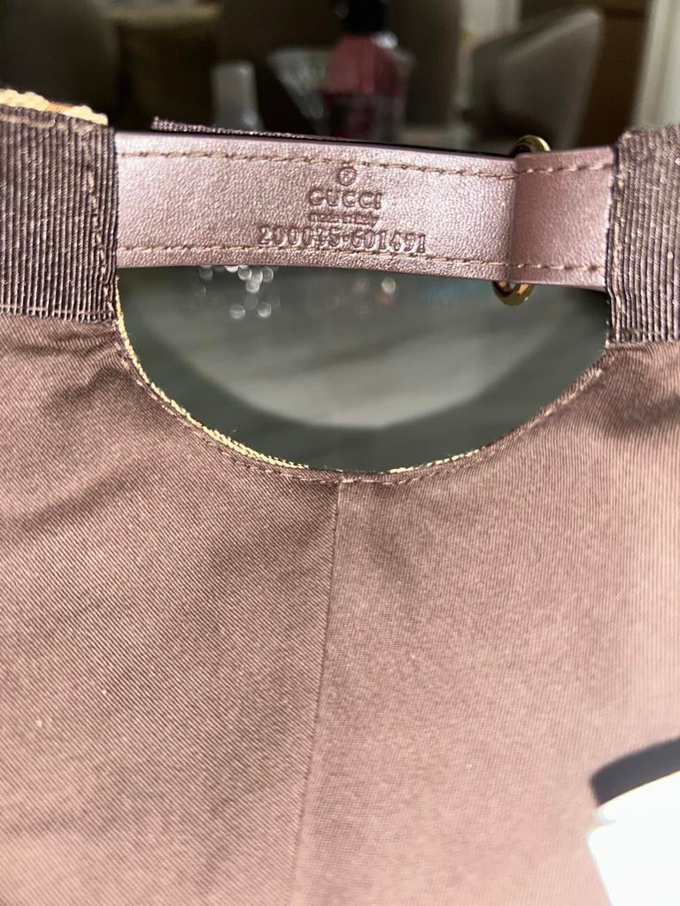 Gucci pet maat M - Ongebruikt, Ophalen of Verzenden, Zo goed als nieuw, Pet