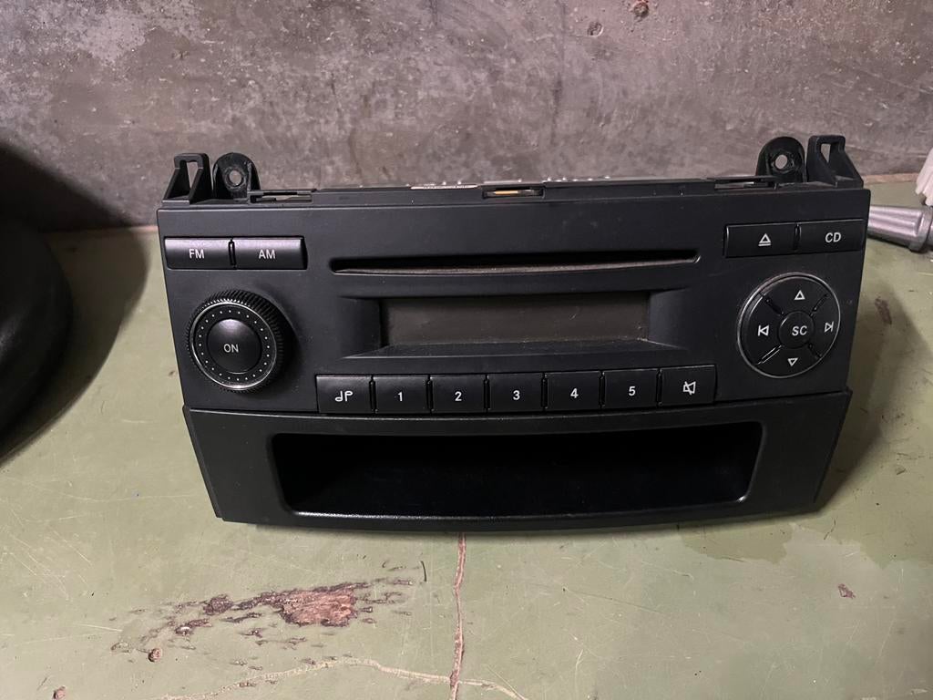 Mercedes-Benz radio – origineel, Ophalen of Verzenden, Zo goed als nieuw