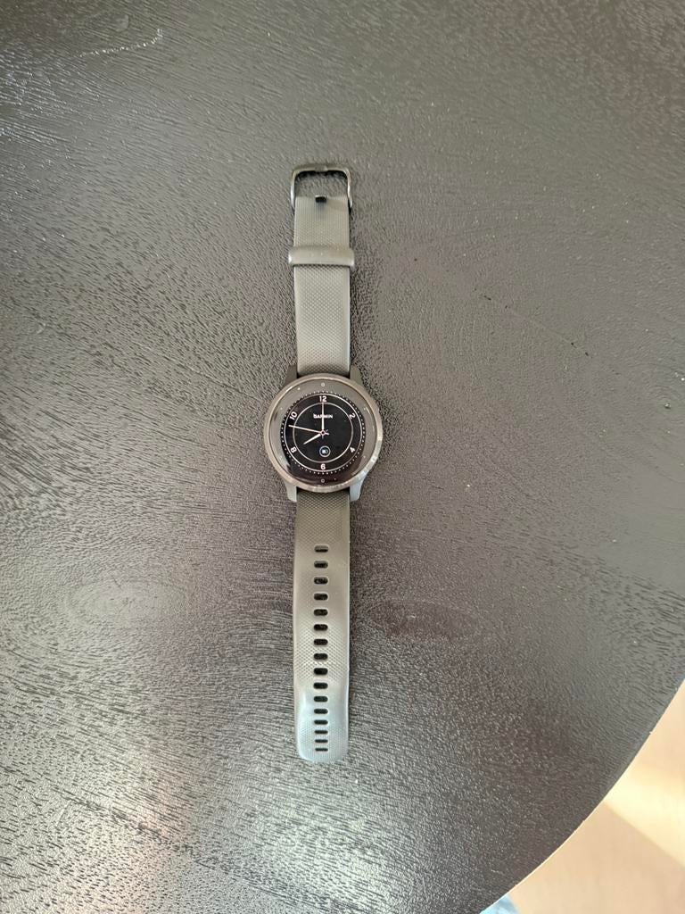 Garmin Venu 2S Grijs | gebruik tot 10 dagen | 40 mm, Ophalen, Zo goed als nieuw, Waterdicht, Grijs