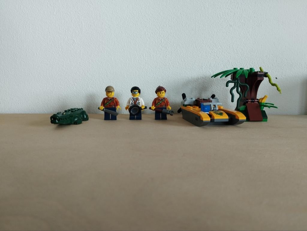 LEGO Jungle Set met 3 Minifiguren, Voertuig en Krokodil, Ophalen of Verzenden, Gebruikt, Complete set, Lego