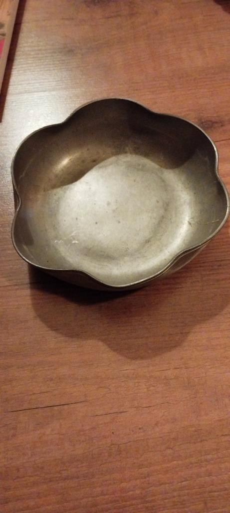 Schaal van Meeuws & Zoon van tin, Antiek en Kunst, Antiek | Tin, Ophalen of Verzenden