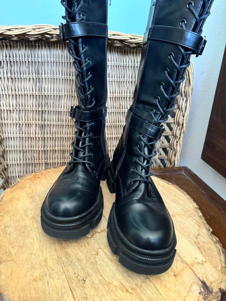 Nieuwe laarzen dames maat 39, Ophalen of Verzenden, Zo goed als nieuw, Zwart, Hoge laarzen