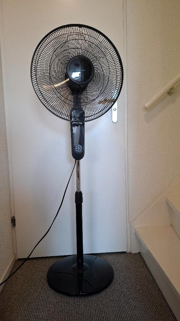Tristar VE-5880 statiefventilator/ staande waaier, Witgoed en Apparatuur, Ventilatoren, Gebruikt, Statiefventilator, Ventilator met afstandsbediening