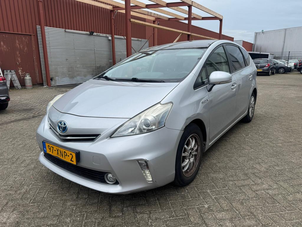 Toyota Prius Wagon 1.8 Aspiration 7PERS PANO CAMERA CRUISE D, Auto's, Toyota, Euro 5, Gebruikt, 4 cilinders, 7 stoelen