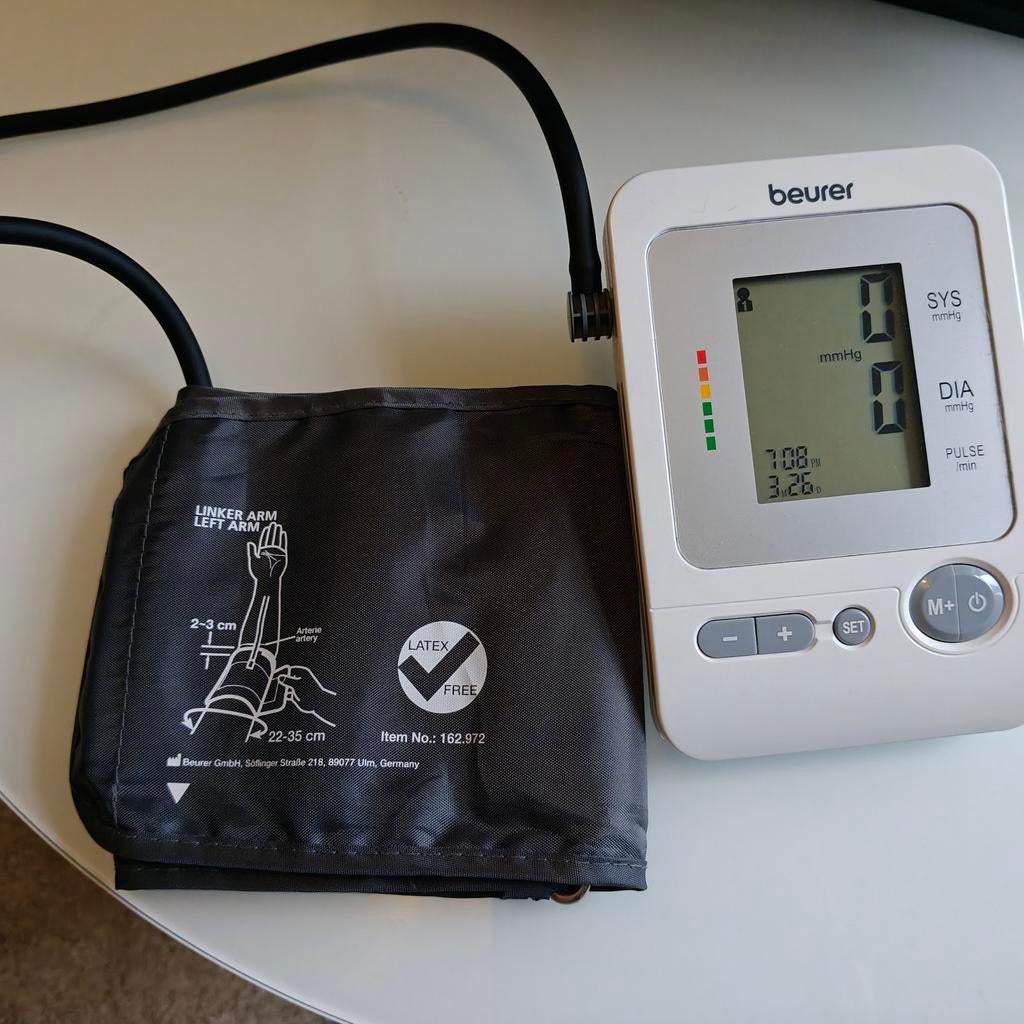 Beurer bloeddrukmeter, Ophalen of Verzenden, Zo goed als nieuw, Overige typen