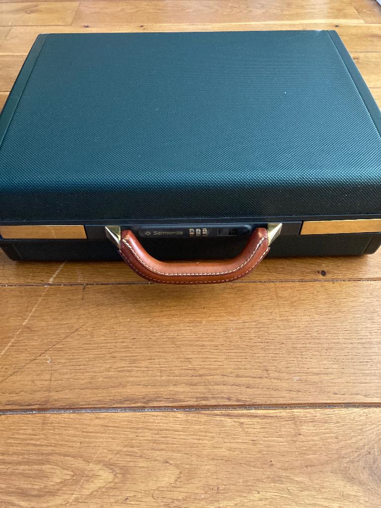 Samsonite (atache) koffer, Sieraden, Tassen en Uiterlijk, Koffers, Ophalen, Hard kunststof, Slot, Minder dan 50 cm