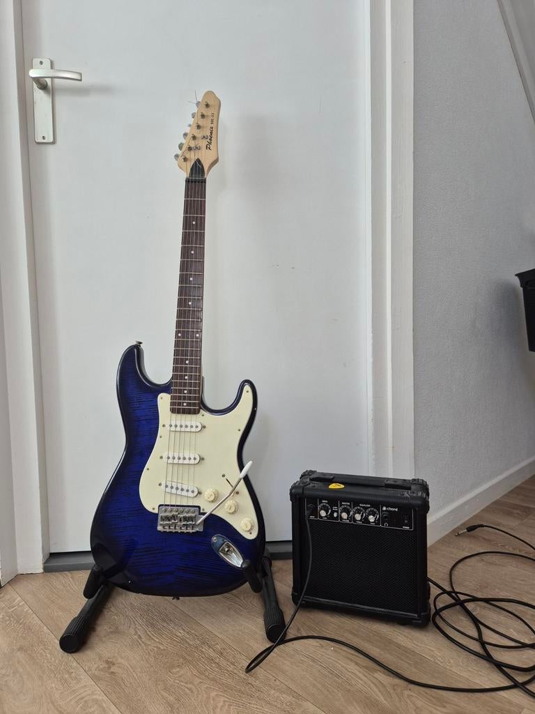 Phoenix gitaar blauw + versterker, Ophalen of Verzenden, Gebruikt, Solid body, Overige merken