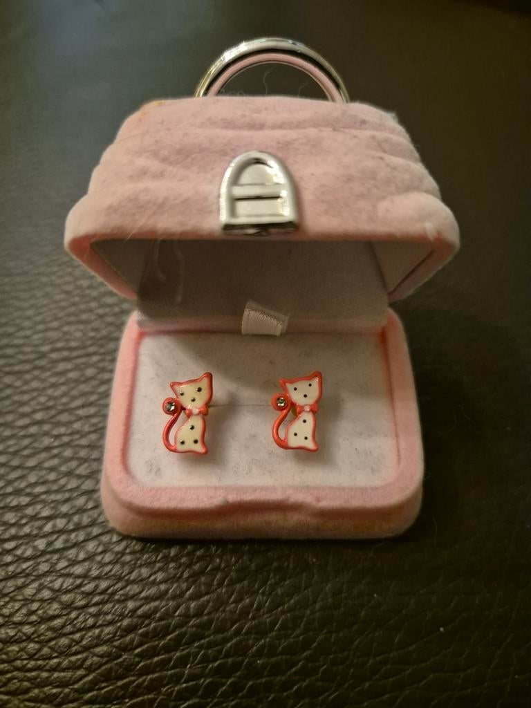 Dalmatiers oorbellen (nieuw), Sieraden, Tassen en Uiterlijk, Kindersieraden, Ophalen of Verzenden, Nieuw, Wit, Oorbellen