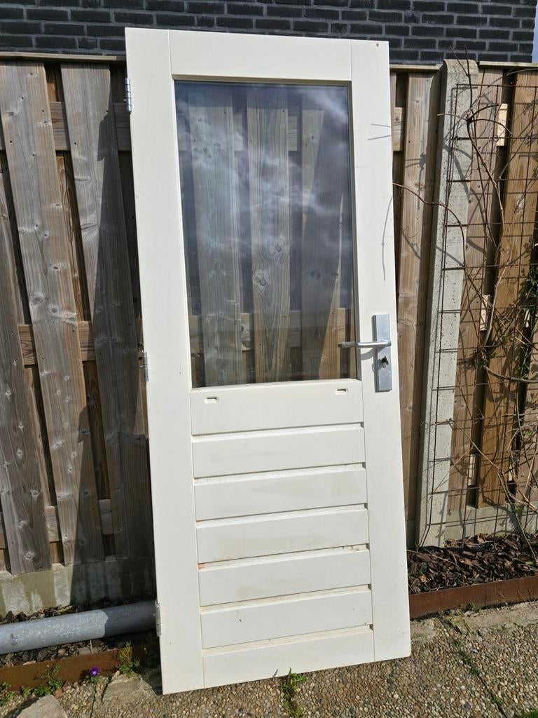 Buitendeur in nette staat, heeft een likje verf nodig, Ophalen, Gebruikt, 80 tot 100 cm, Buitendeur