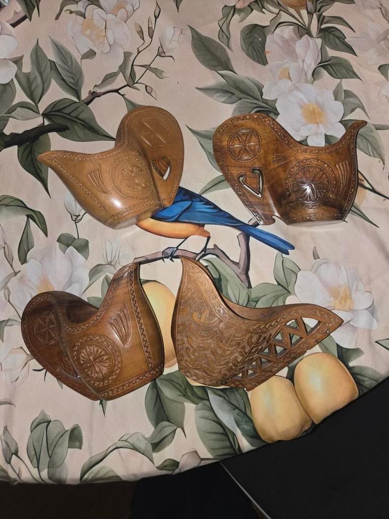 Handgemaakte Joegoslavische trouwbekers Balkan houtsnijwerk, Antiek en Kunst, Ophalen of Verzenden