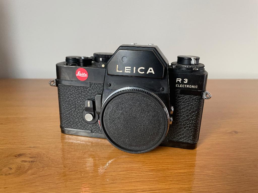 Leica R3 electronic defect, Audio, Tv en Foto, Fotocamera's Analoog, Niet werkend, Spiegelreflex, Leica, Ophalen of Verzenden