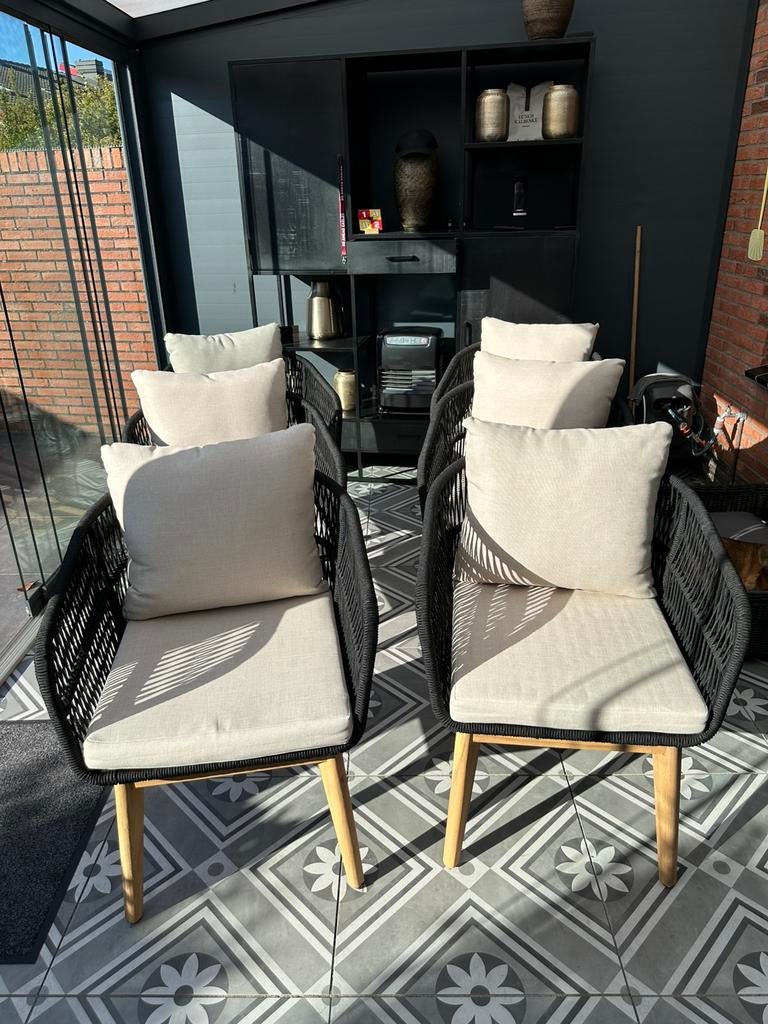 Mooie eettafel tuinstoelen 1 jaar jong!, Tuin en Terras, Ophalen, Zo goed als nieuw