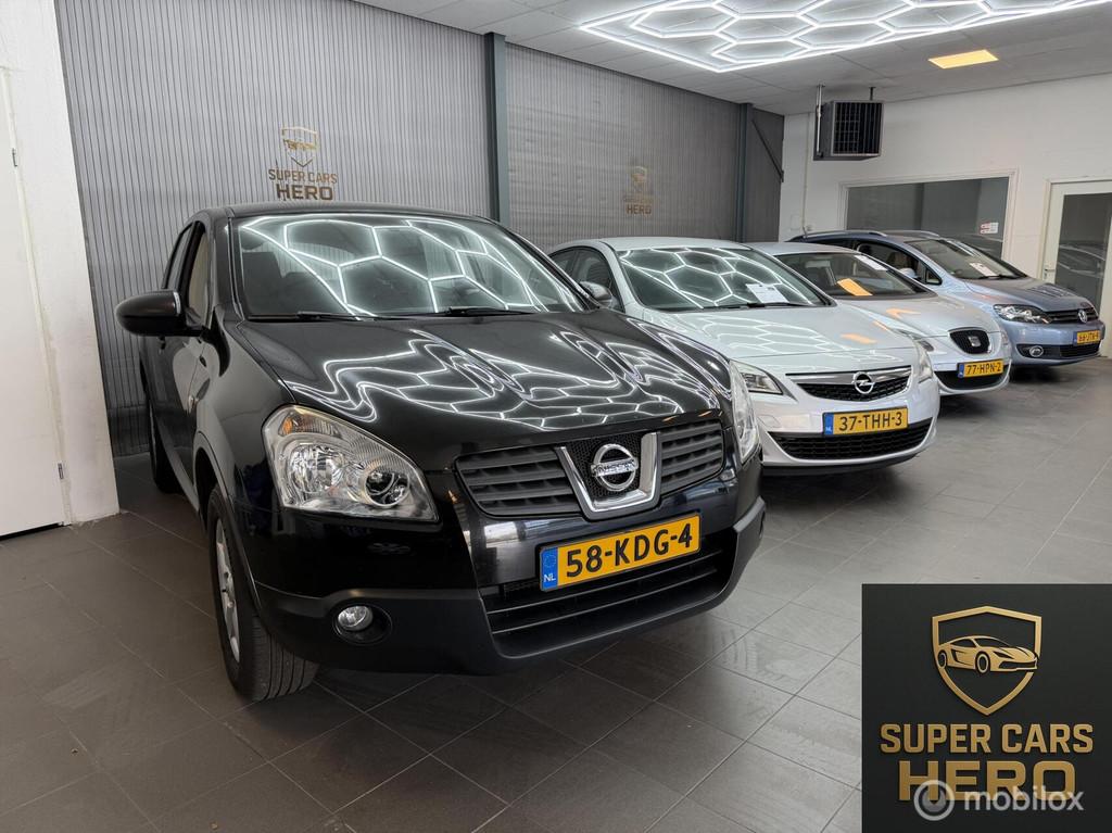 Nissan Qashqai 1.6 Visia, 1272 kg, Gebruikt, 4 cilinders, Zwart